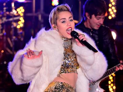 Ada Penonton Berkelahi di Konsernya, Miley Cyrus Senang!